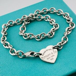Return To Tiffany Center Heart Tag Necklace